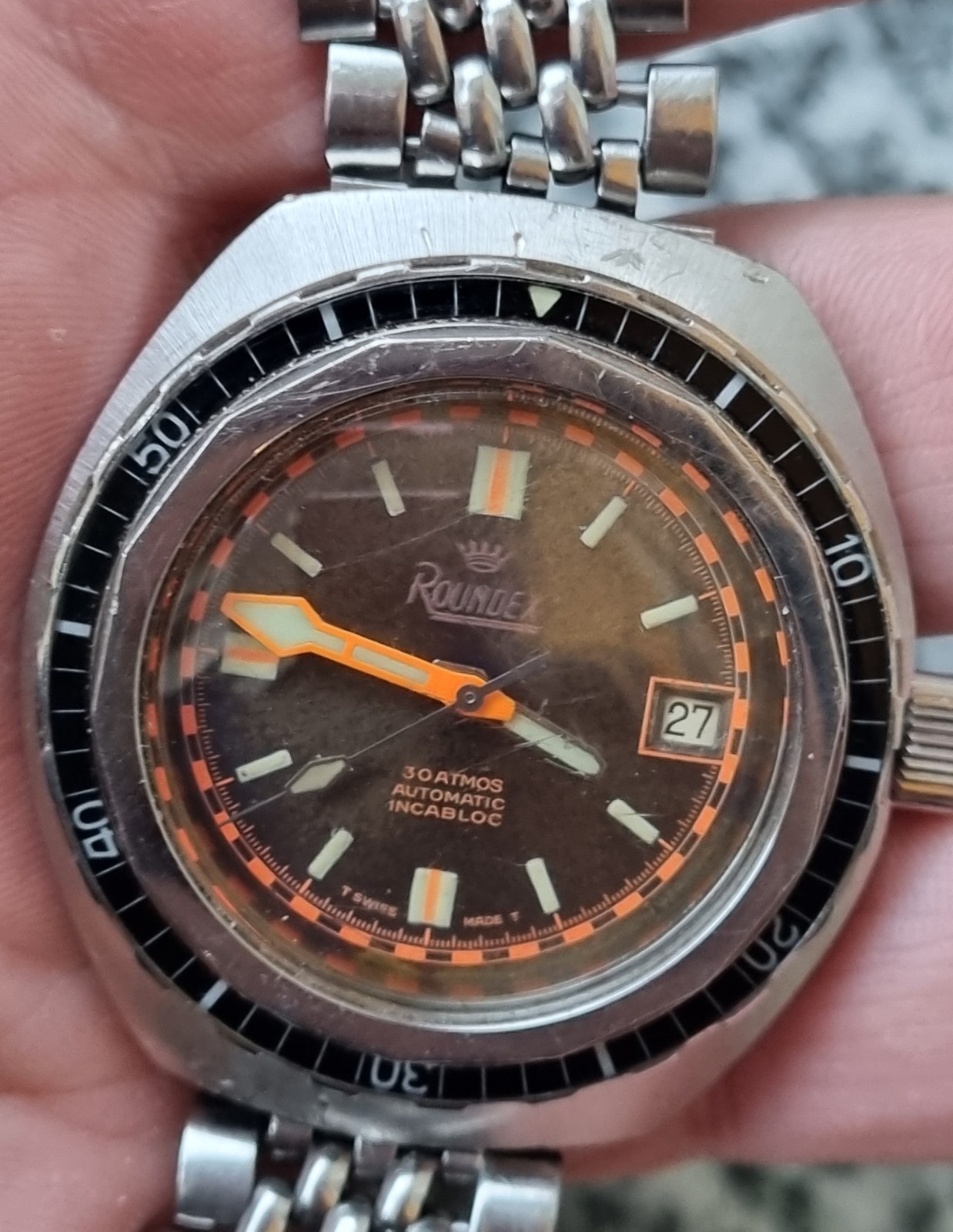 Rare Roundex Sub 30 Atm Automatic-date Bakelite Vintage Watch Swiss Big Casse