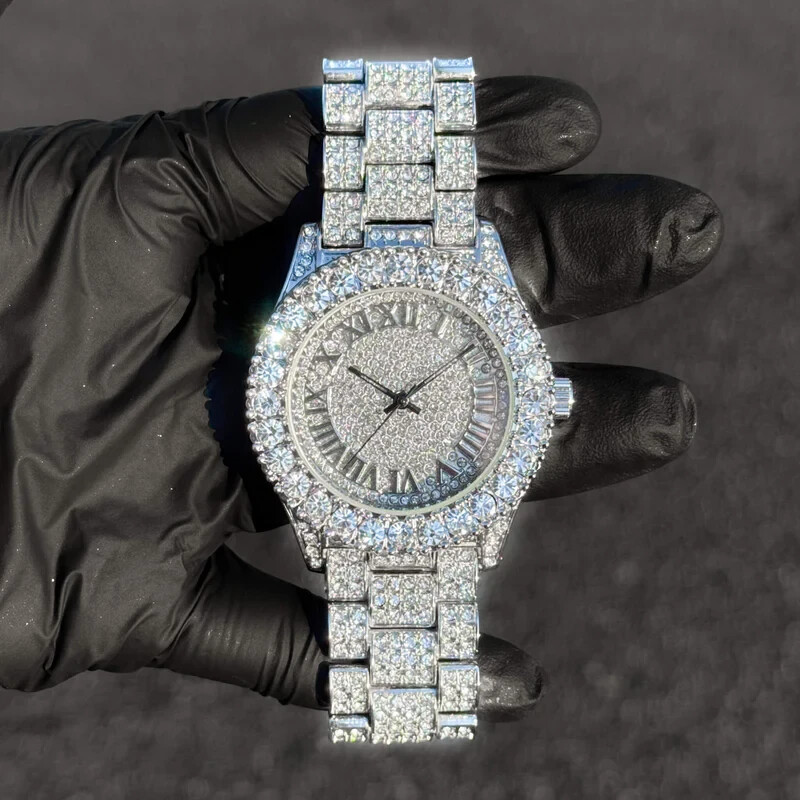 Unisex Lab Diamond Watch Iced Roman Round Dial Quartz Movement Hip Hop Style