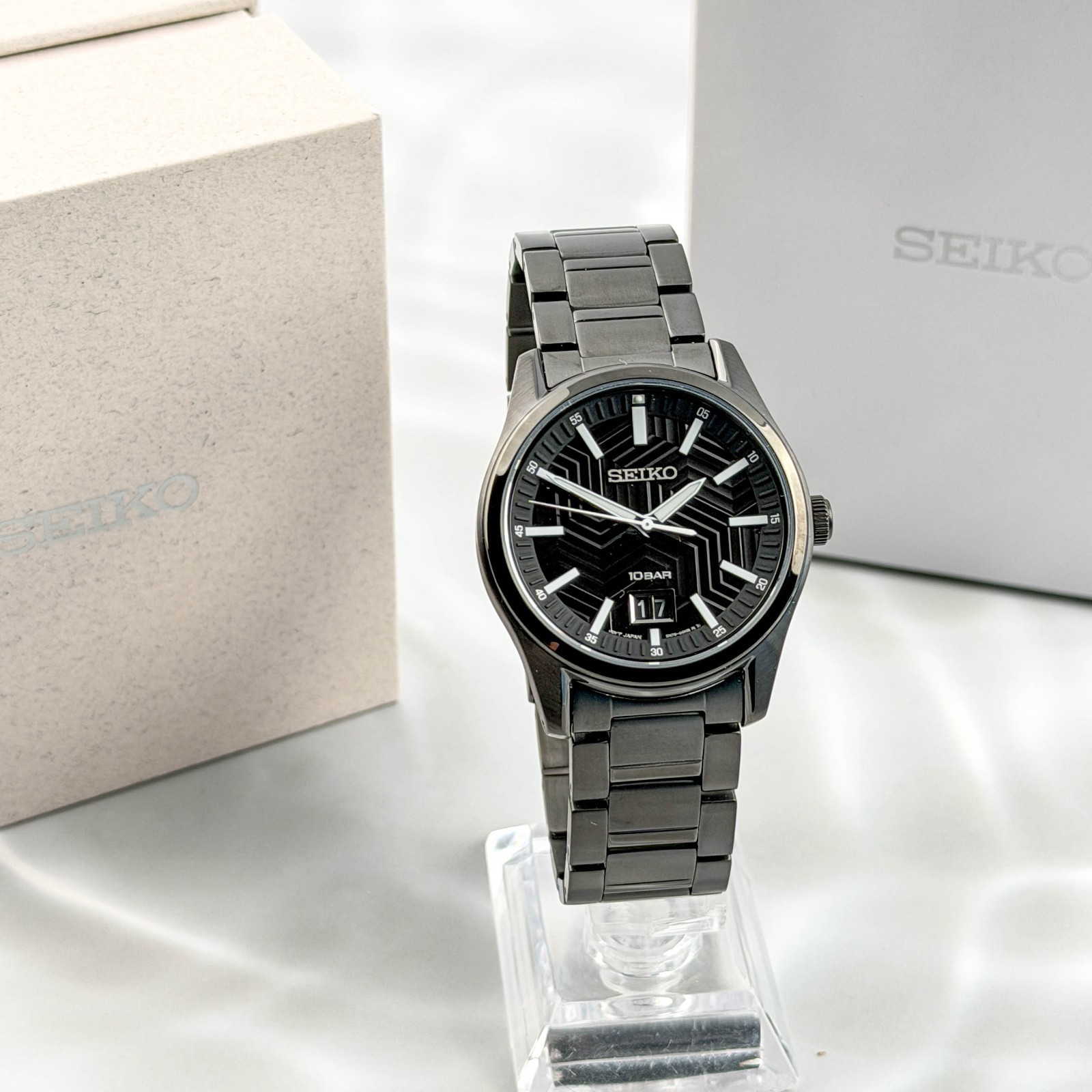 Seiko Essentials SUR515 Men’s Black Dial Stainless Steel Strap Quartz Watch 40mm