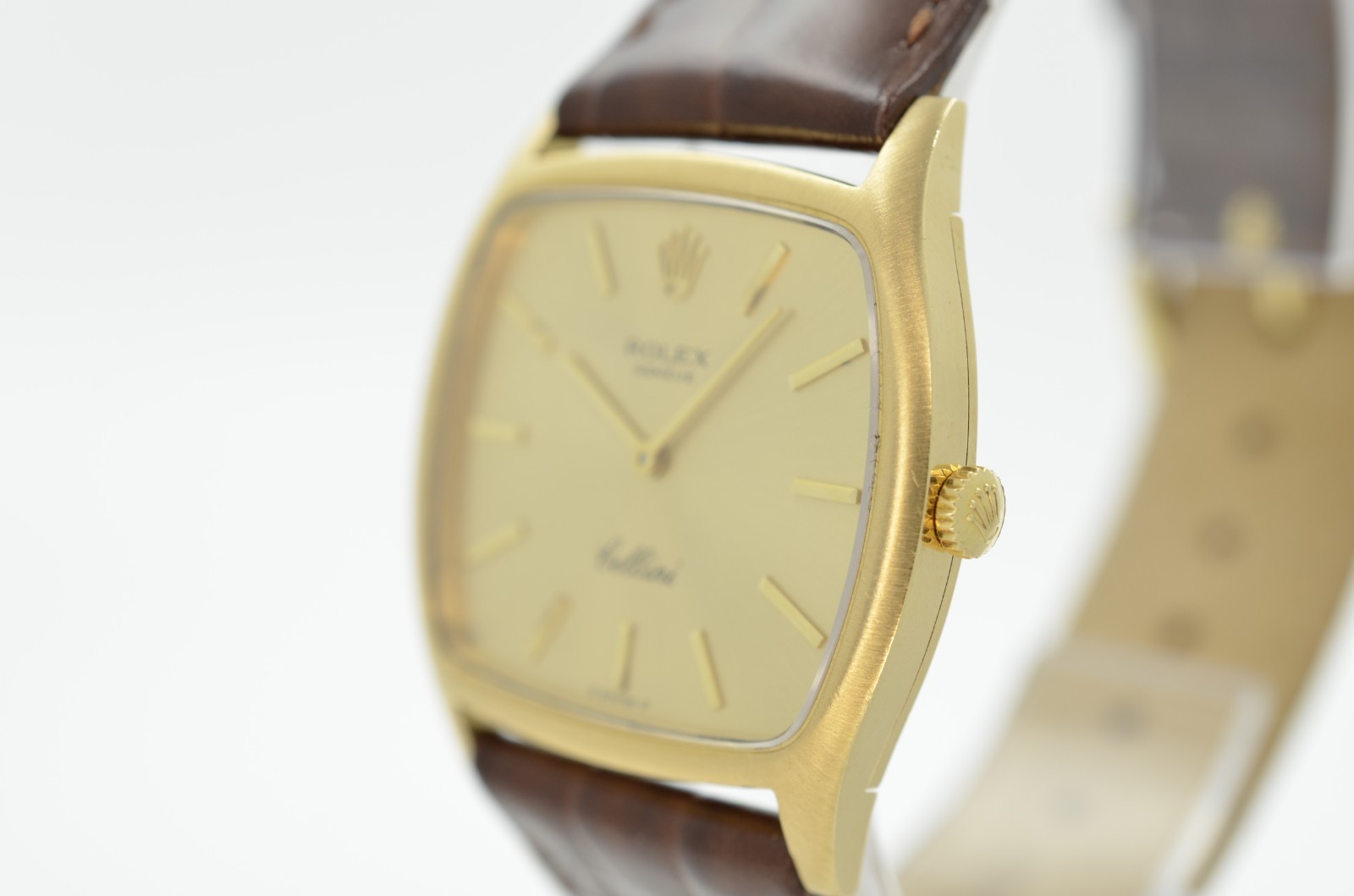 Rolex Cellini 31mm 3805 champagne factory rare dial 1976 mint with box