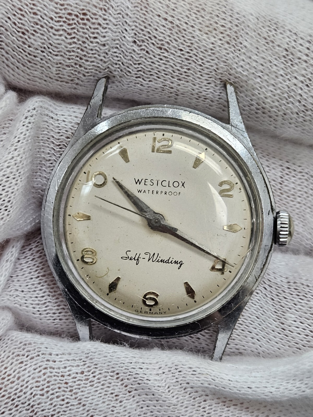 VINTAGE CLASSIC SELF WINDING WESTCLOX MADE IN GERMANY AUTOMATIC RUNNING.