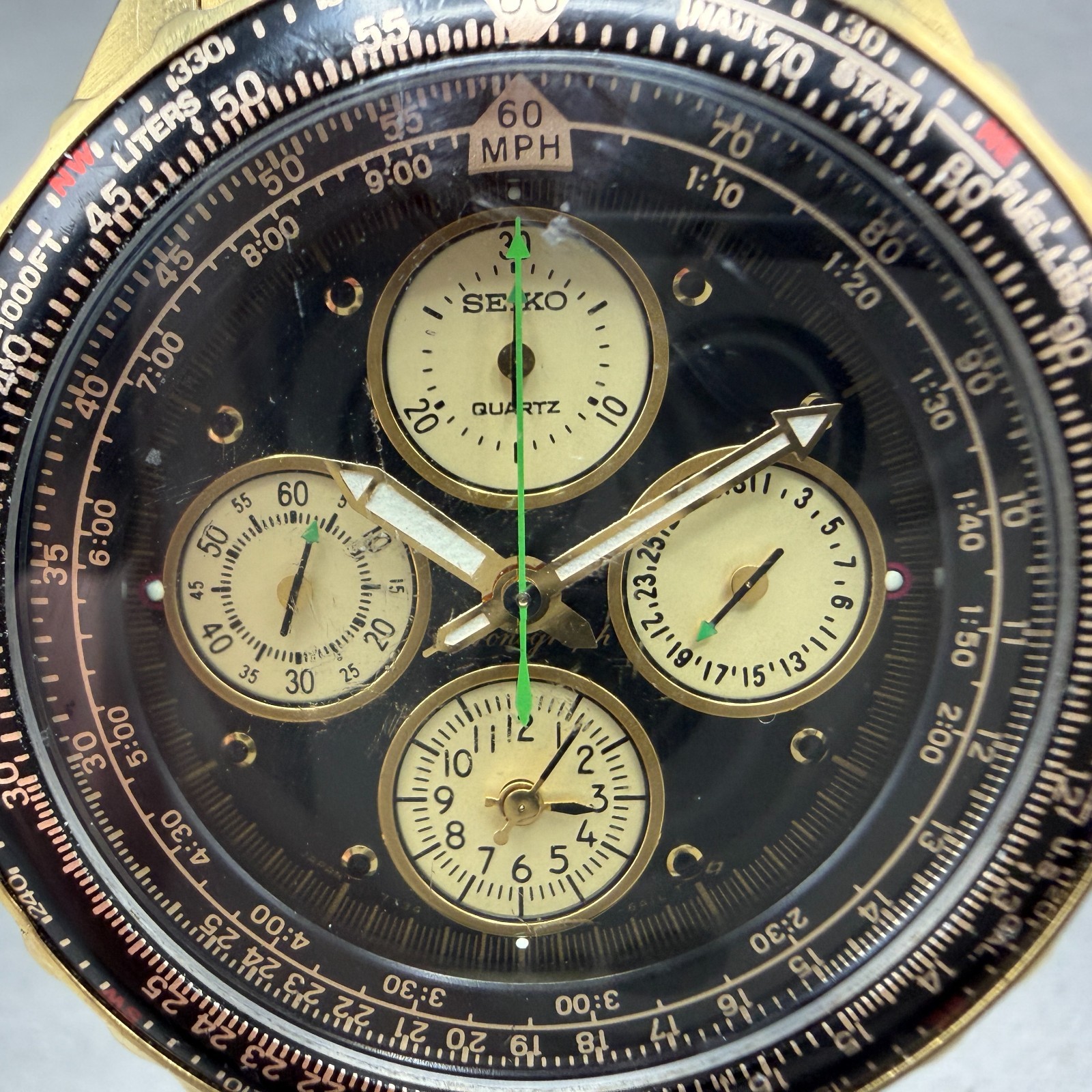 Seiko Flightmaster Chronograph Watch Men 42mm Black Dial Gold Tone Date New BatK