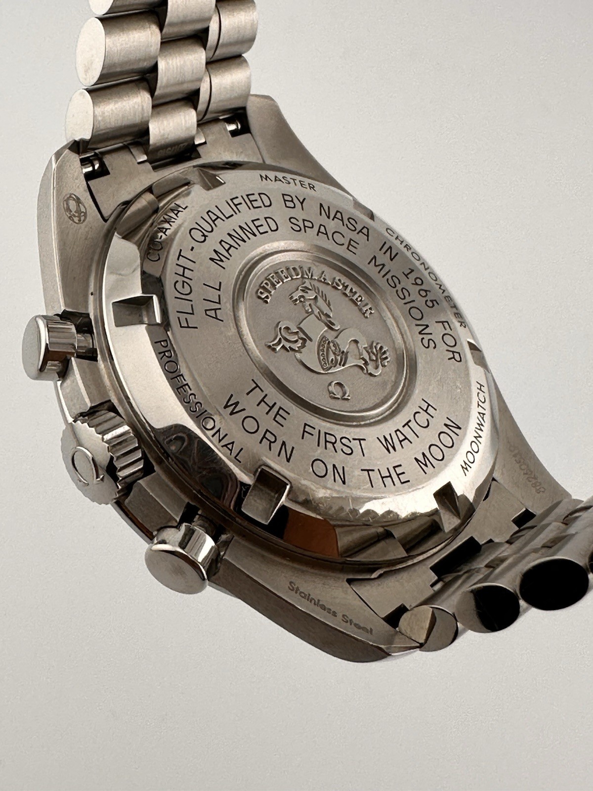 2026 OMEGA Speedmaster Moonwatch Professional 310.30.42.50.01.001