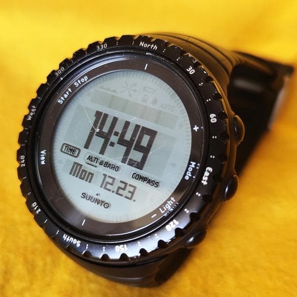 SUUNTO Core Regular Black Outdoor Watch Tested Working From Japan