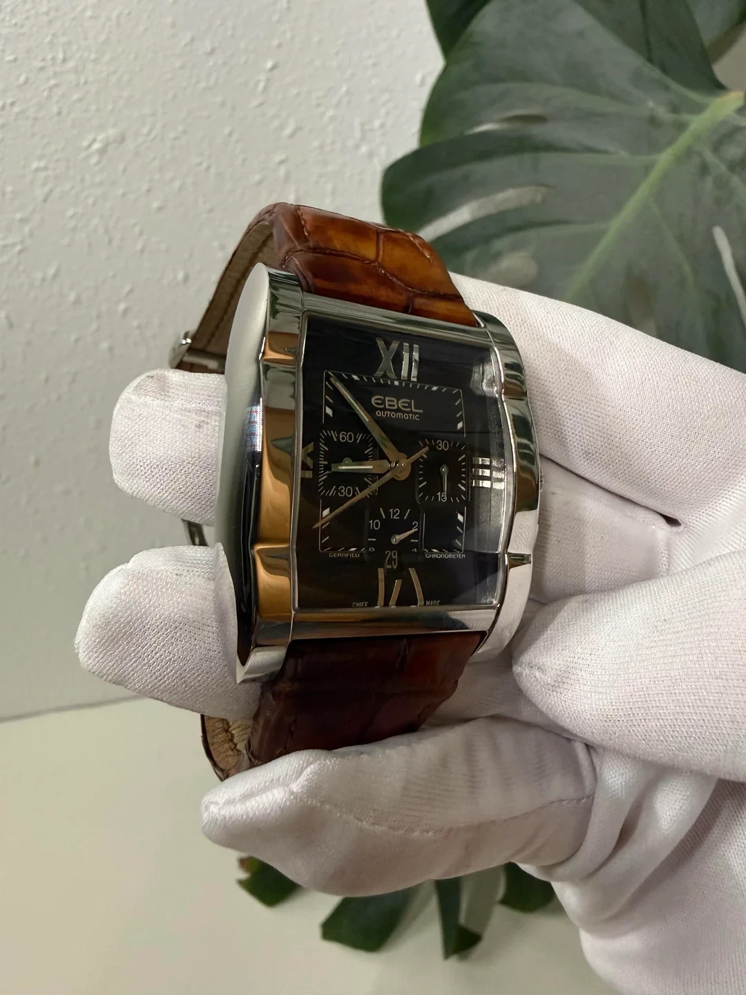 Ebel Tarawa Chronograph Ref. E9137J40 – Caliber 137 Chronometer