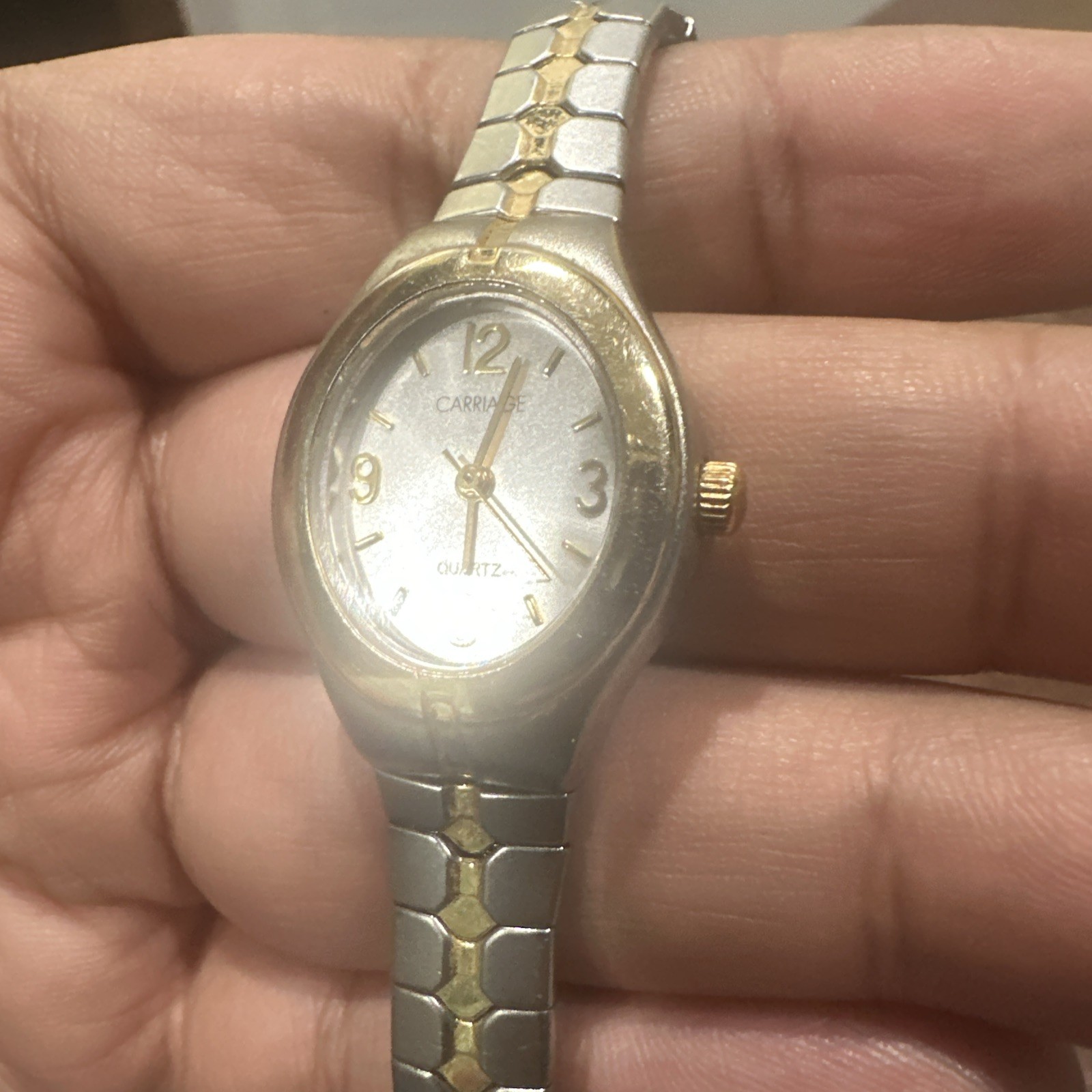 Working Timex Carriage Two Tone Stainless Steel Oval Ladies Watch 22mm Fit 7.5in