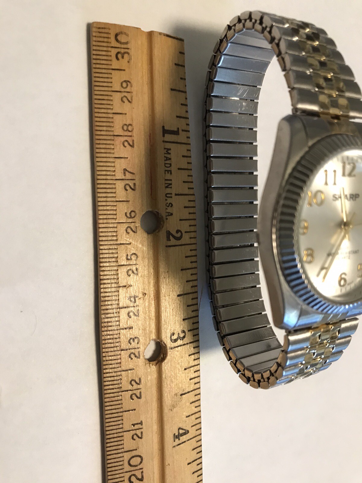 Sharp Mens Watch w/Date Indicator 100 Feet Water Resistant Gold & Silver NICE