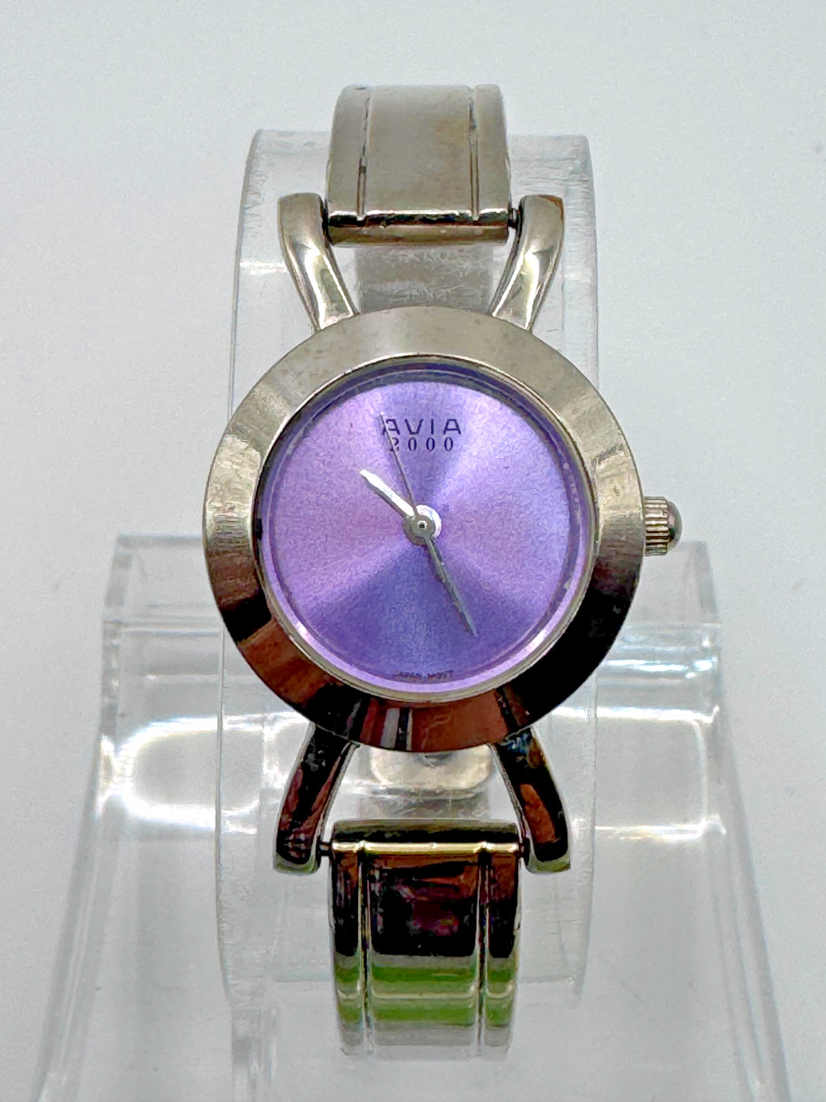 Avia 2000