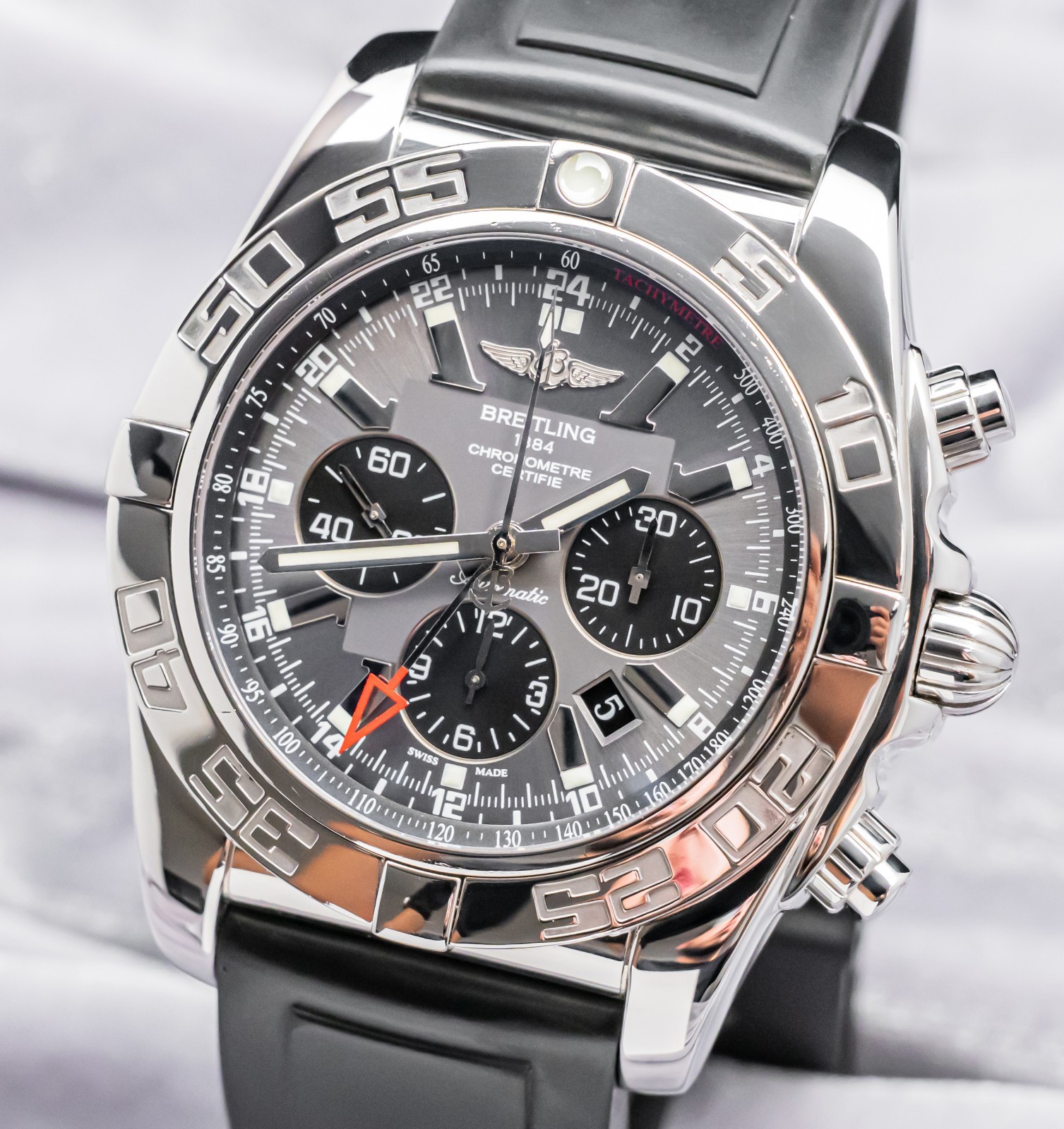 Breitling Chronomat GMT 47 mm Blackeye Gray Dial SERVICED Complete Set AB0410