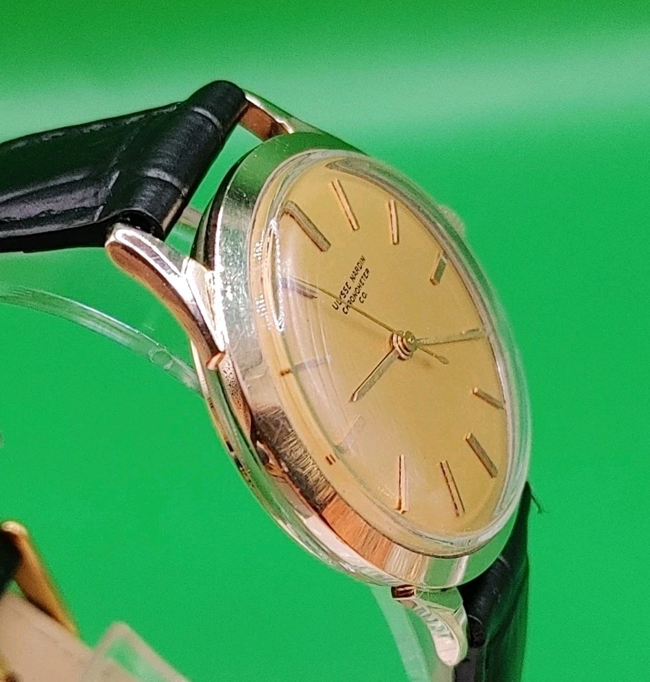 Ulysse Nardin 14k Solid Gold Manual Wind Watch With Beautiful Champagne Dial