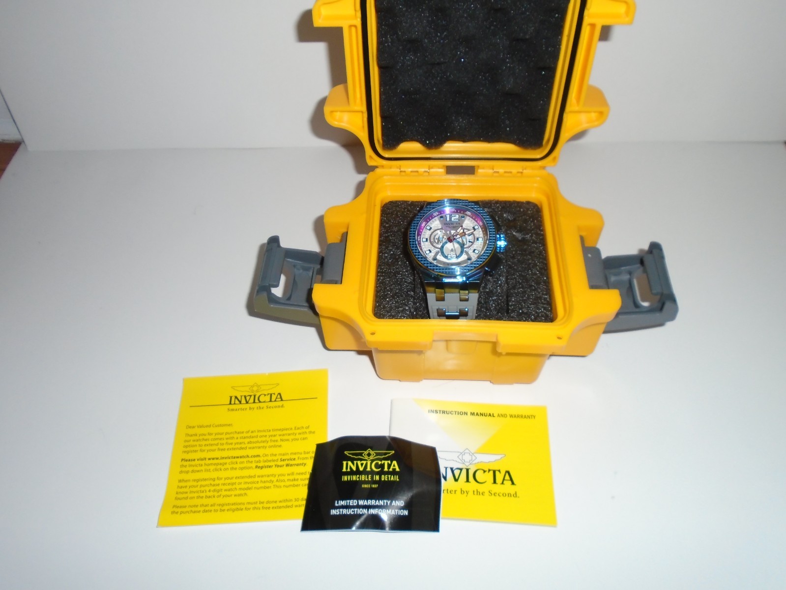 Invicta Speedway Chronograph Flame Fusion Crystal Watch #37960 New In Box