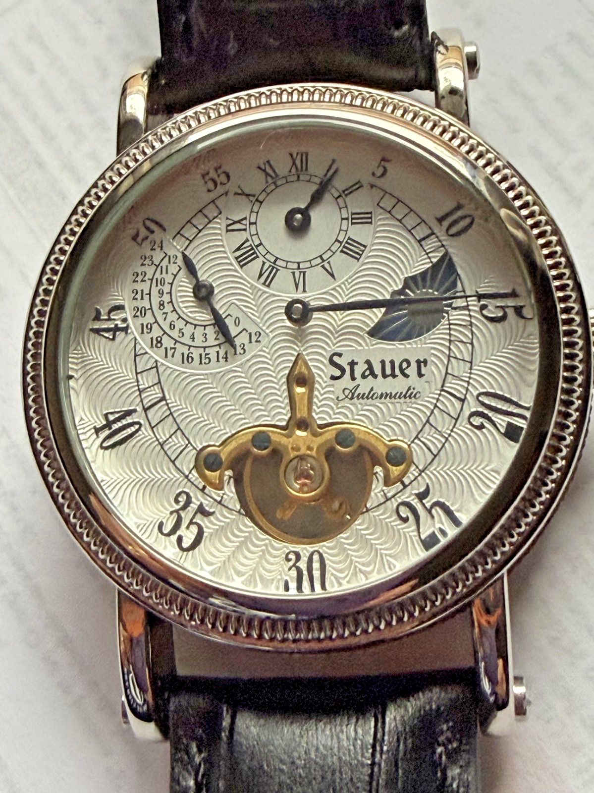 STAUER AUTOMATIC MOVEMENT MEN’S WATCH 19782 NEW /OLD STOCK