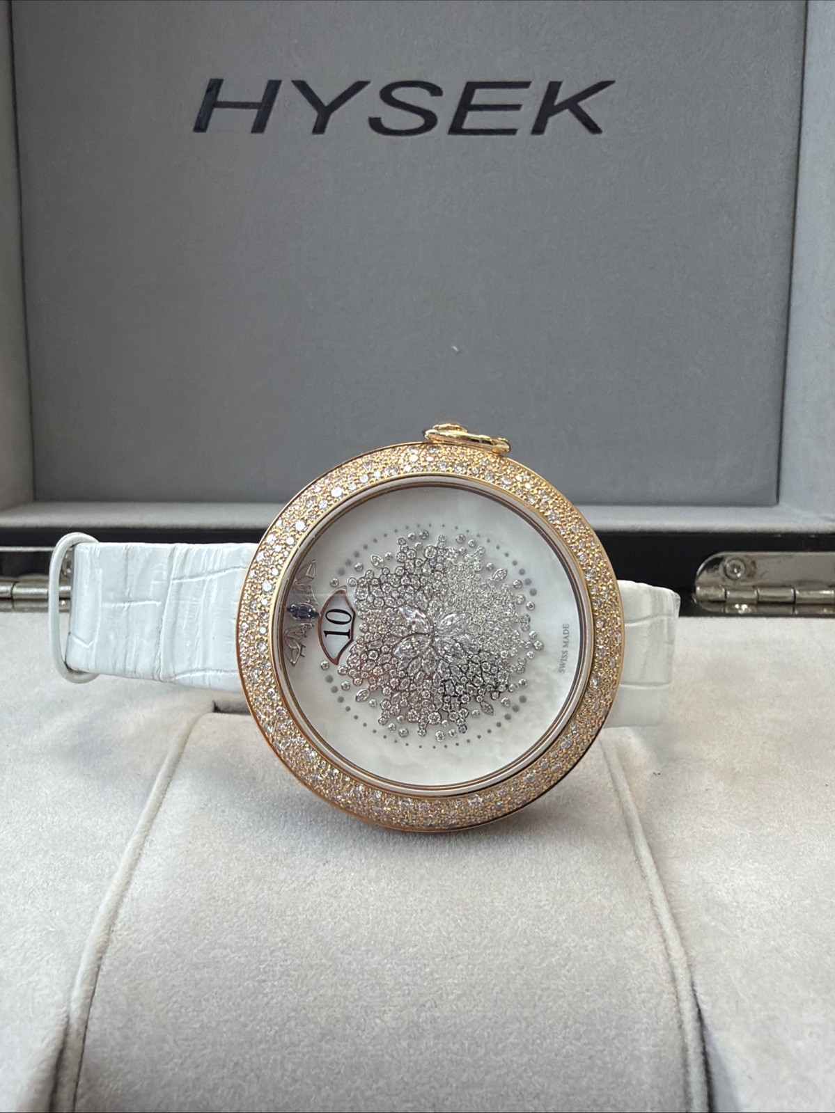 Hysek Kalysta Exotic Tale Jumping Hour KA3926R95 18k Rose Gold Mop Full Diamond