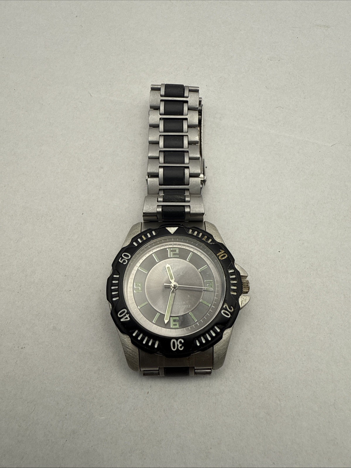 BASS PRO SHOPS MENS WATCH (BP355GGBS) 44mm Case(6.75-7.7”W) Needs Battery