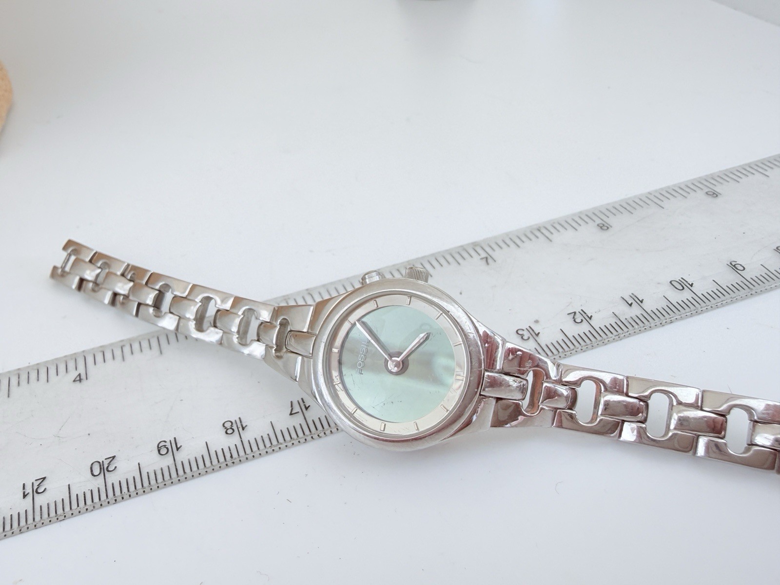 PRETTY FOSSIL “BIG TIC” ANIMATION SECONDS FLOWERS SS QUARTZ WATCH-WORKING 541