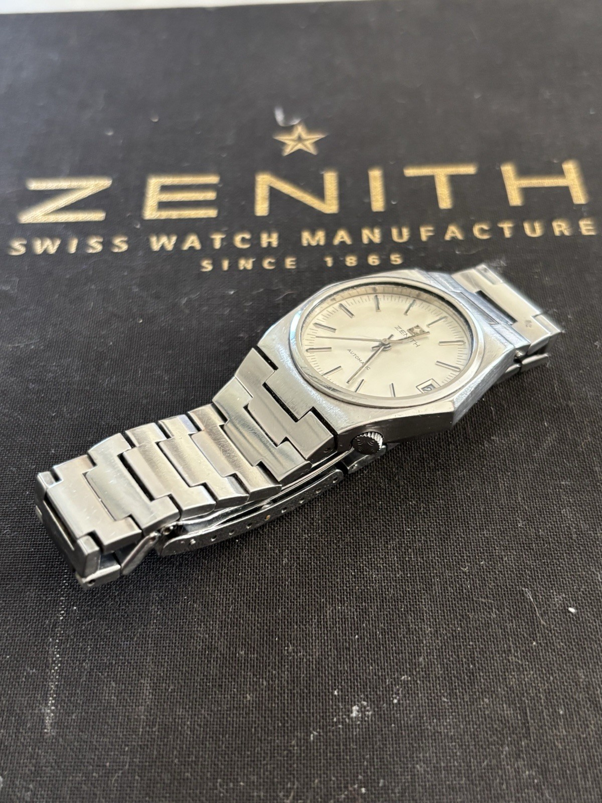 Vintage Zenith Surf Automatic Watch
