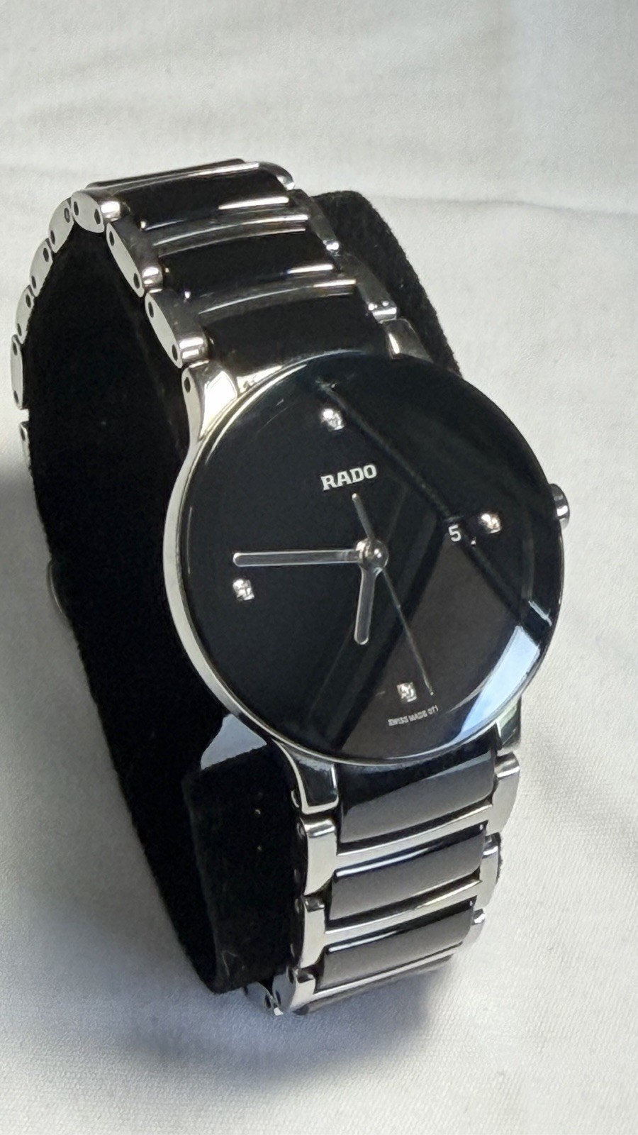 RADO Centrix Diamonds – Ceramic Ladies Watch 111.0939.3