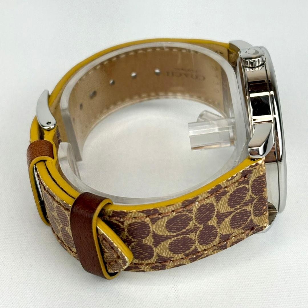 COACH Disney Mickey Mouse Collaboration wristwatch Japan limited casual design
