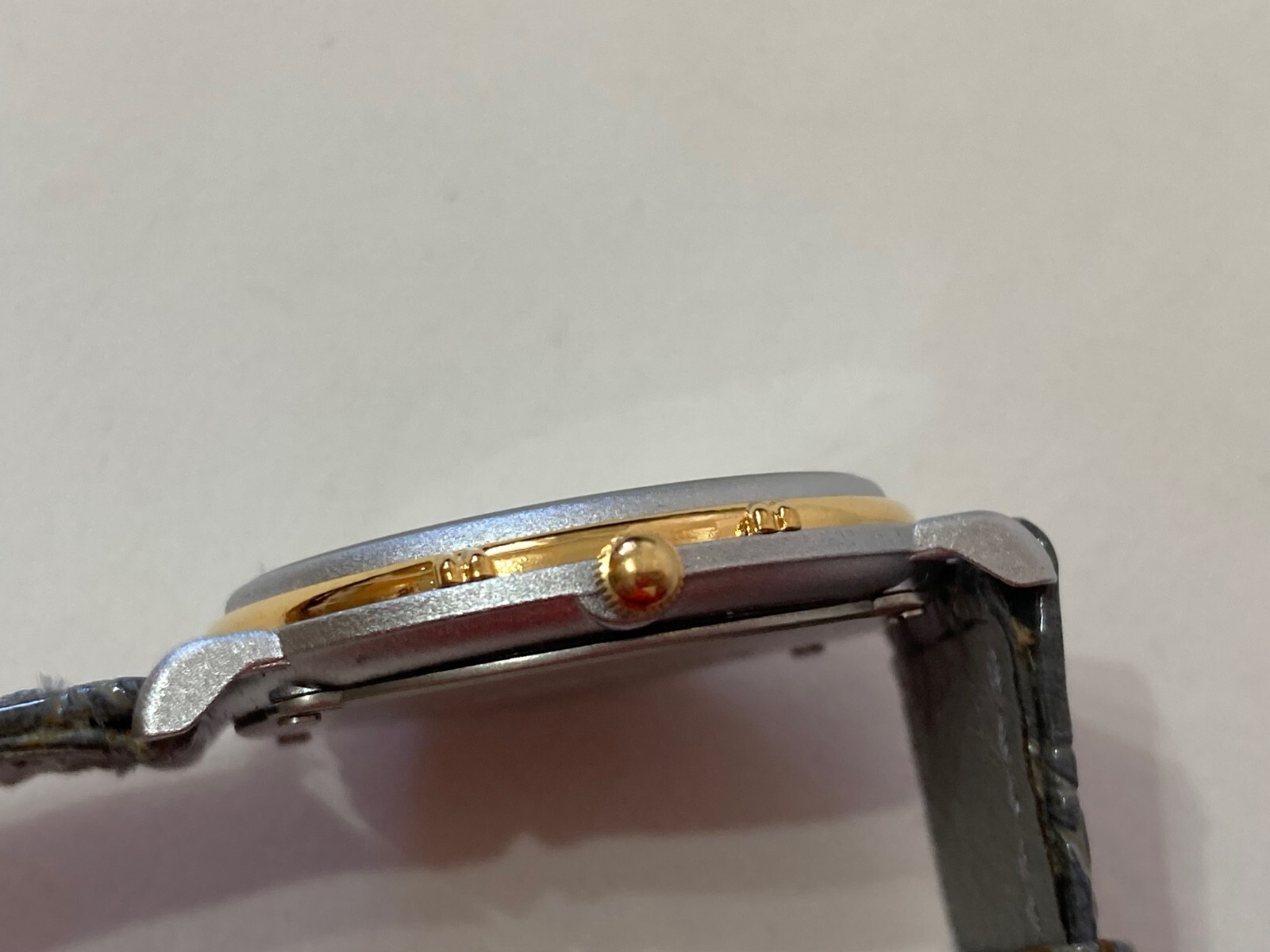 LUISTAR TIMEMASTER SWISS MADE WORKING VINTAGE QUARTZ WATCH.