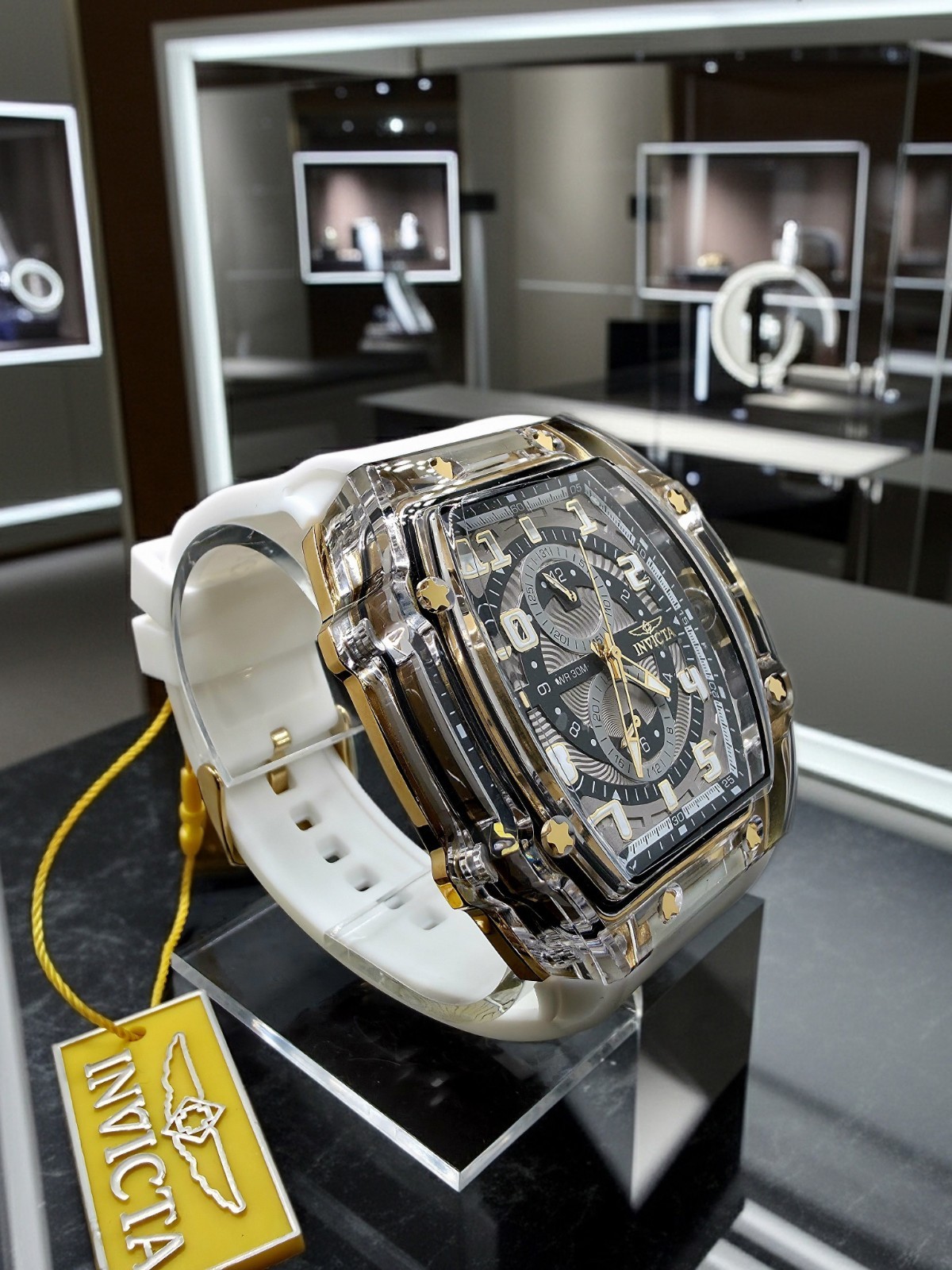 🔥🔥🔥Invicta Racing Cyclone men 48.5mm White gold🔥🔥🔥