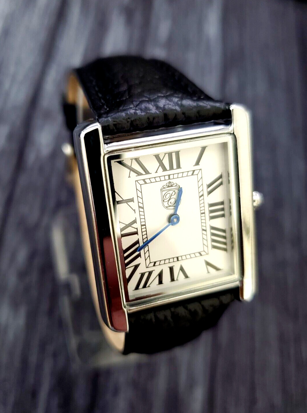RARE NOS Seiko Men Tank Rectangular Blue Dial Black Leather band Dress Watch