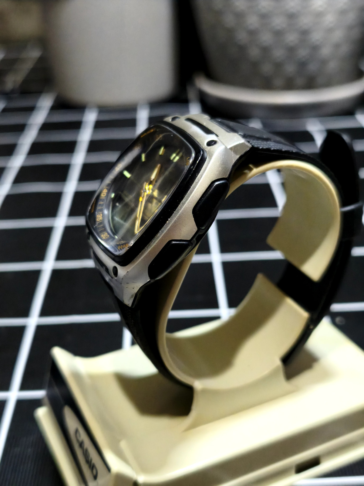 Casio AW-81 Telememo 30 World Time Men’s Watch Ana-Digi 10 Year Battery W/Box