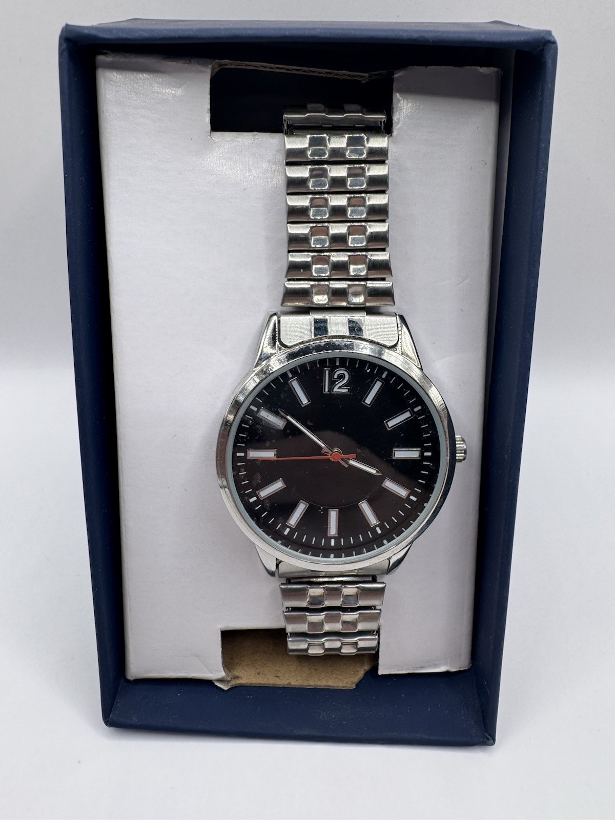 George Men’s Silver Round Case Expansion Bracelet Watch Black Dial Red Hand New