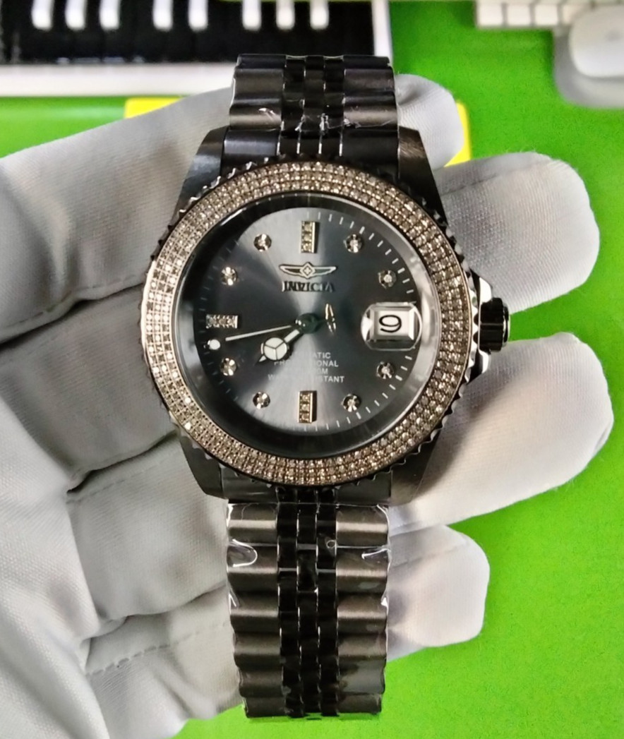 Invicta Pro Diver 38860 Diamond Automatic Watch 42mm Gunmetal 287 Clear Diamonds