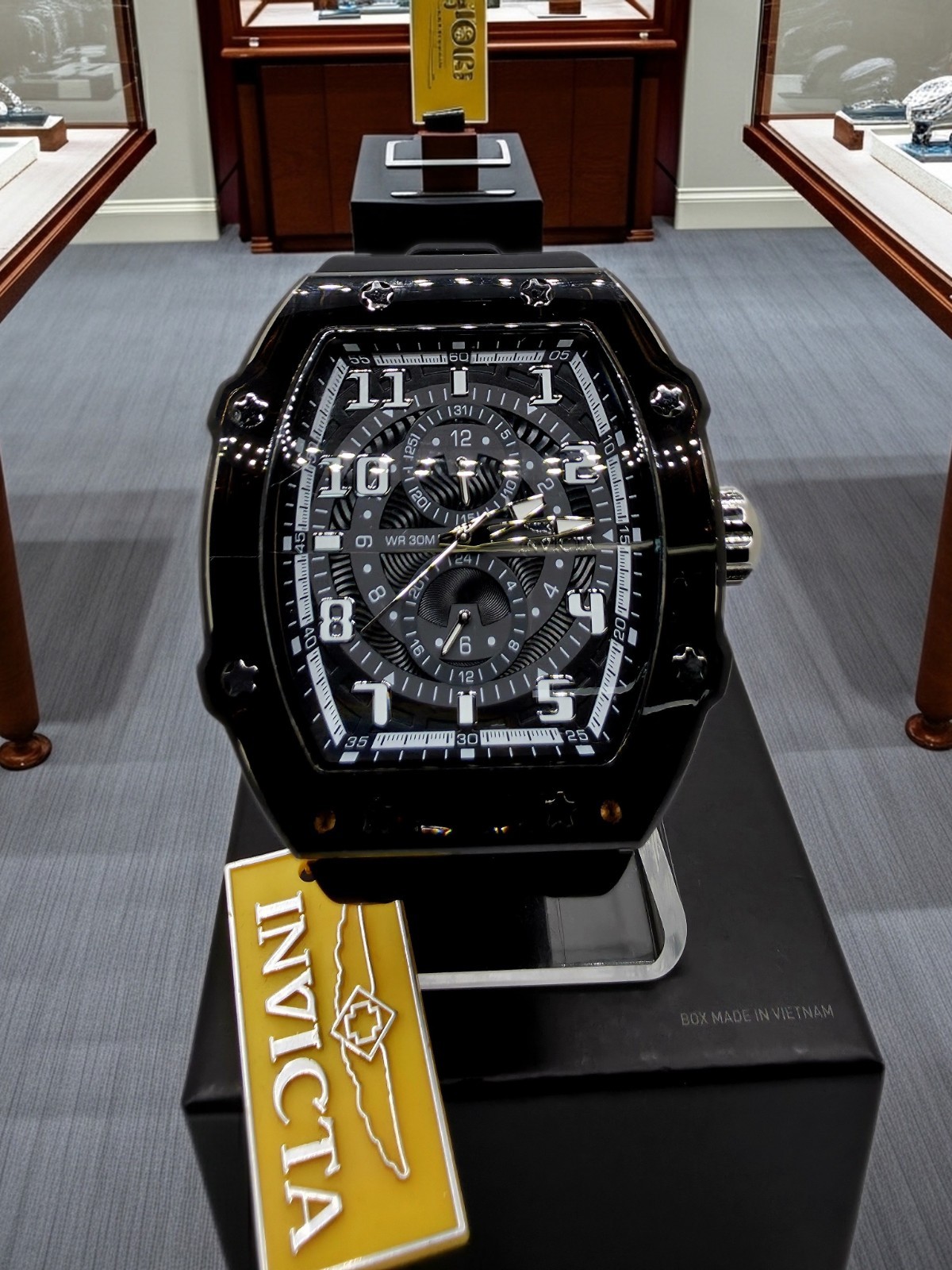 🔥🔥🔥Invicta Racing 48.5mm black🔥🔥🔥