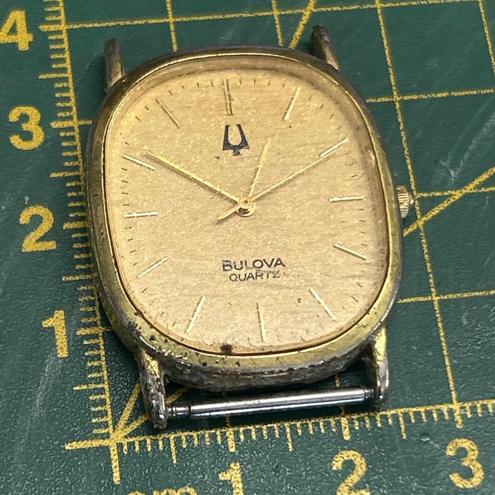 Bulova G104 Vintage Gents Dress Watch – FOR SPARES – Not Working- Used Condition