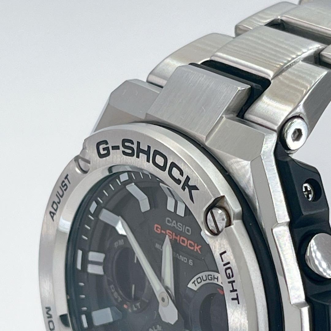 Slightly Damaged but in Good Condition G-Shock GST W110D Tough Solar Men’s wrist