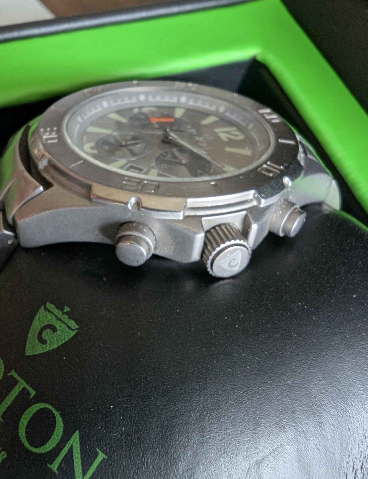 Croton Men’s Quartz Chronograph