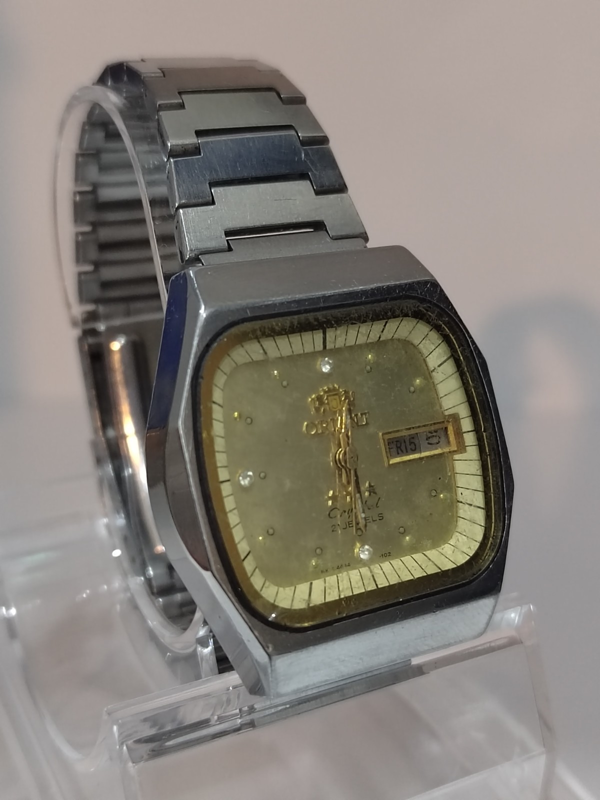 Vintage Orient Crystal TV Case