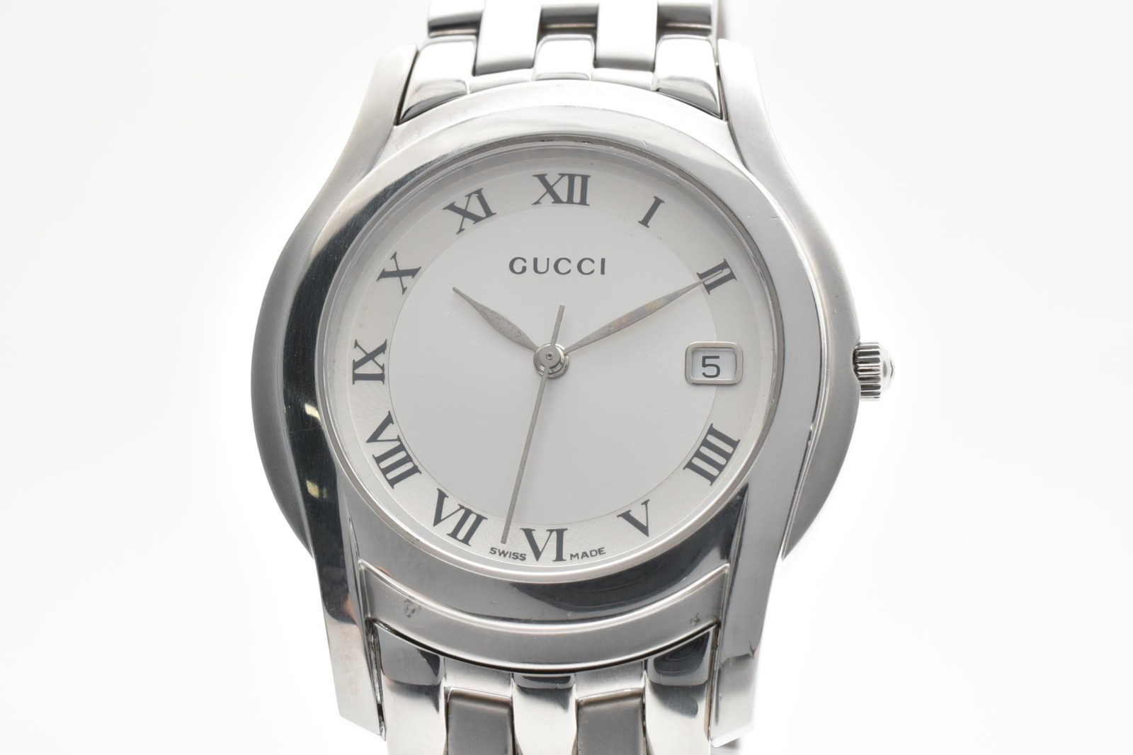 Vintage [Near MINT] GUCCI 5500M Quartz Silver Dial Date Men’s Japan New Battery