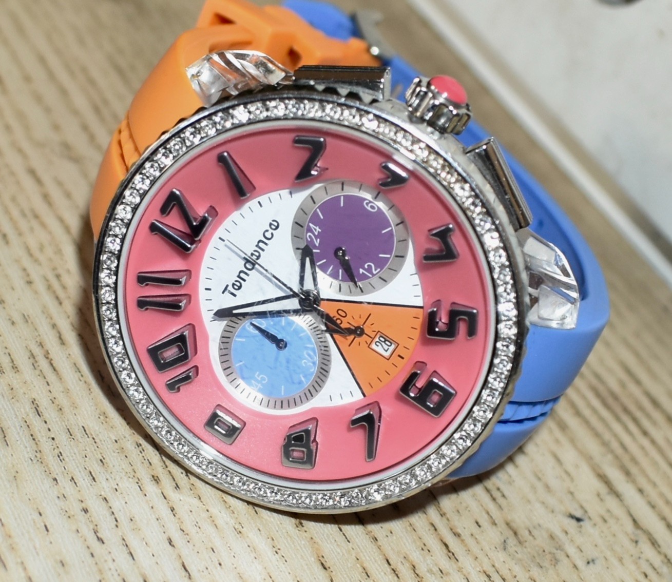 Rare TENDENCE GULLIVER Crazy GR8 Multi Color Chronograph W/Watch TG460407 IWO