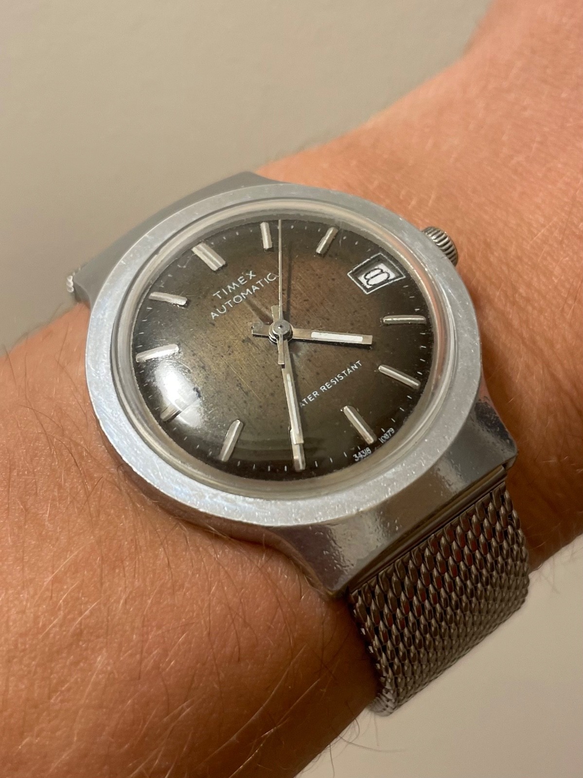 Vintage 1979 Timex Automatic “Calendar” Watch complete w/bracelet (Runs)
