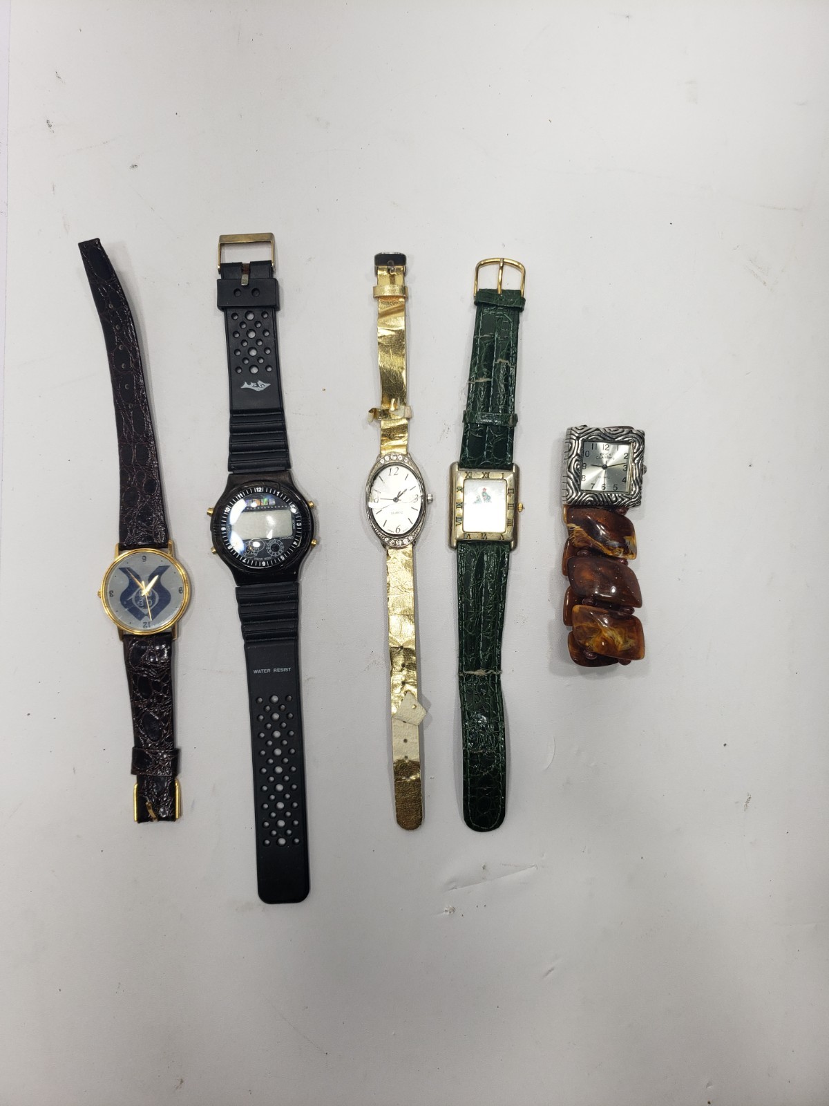 Lot of 5 Mix Watches Mens Womens Chrono Alarm Xmas Tree CEOU Quartz Boca Classic