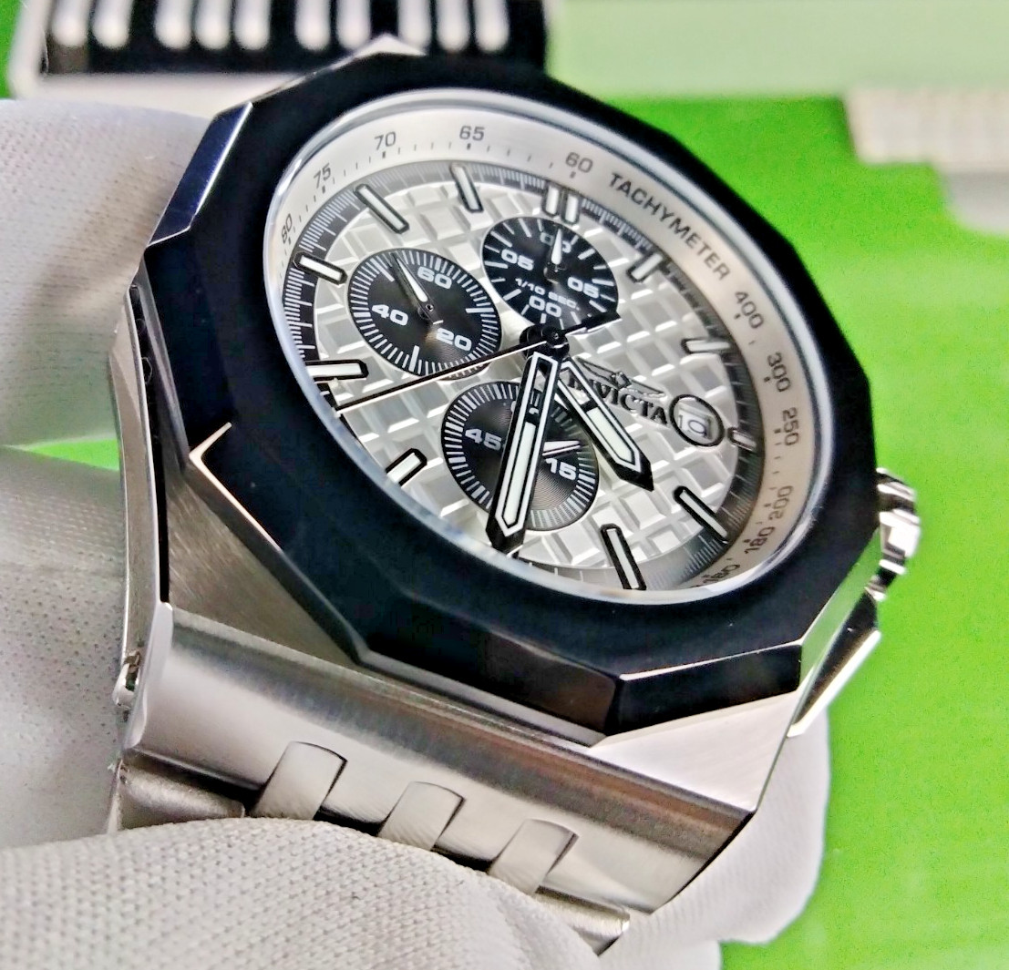 Invicta Akula 47391 Men’s Watch 48 mm Steel Black Chronograph Bracelet 100 M