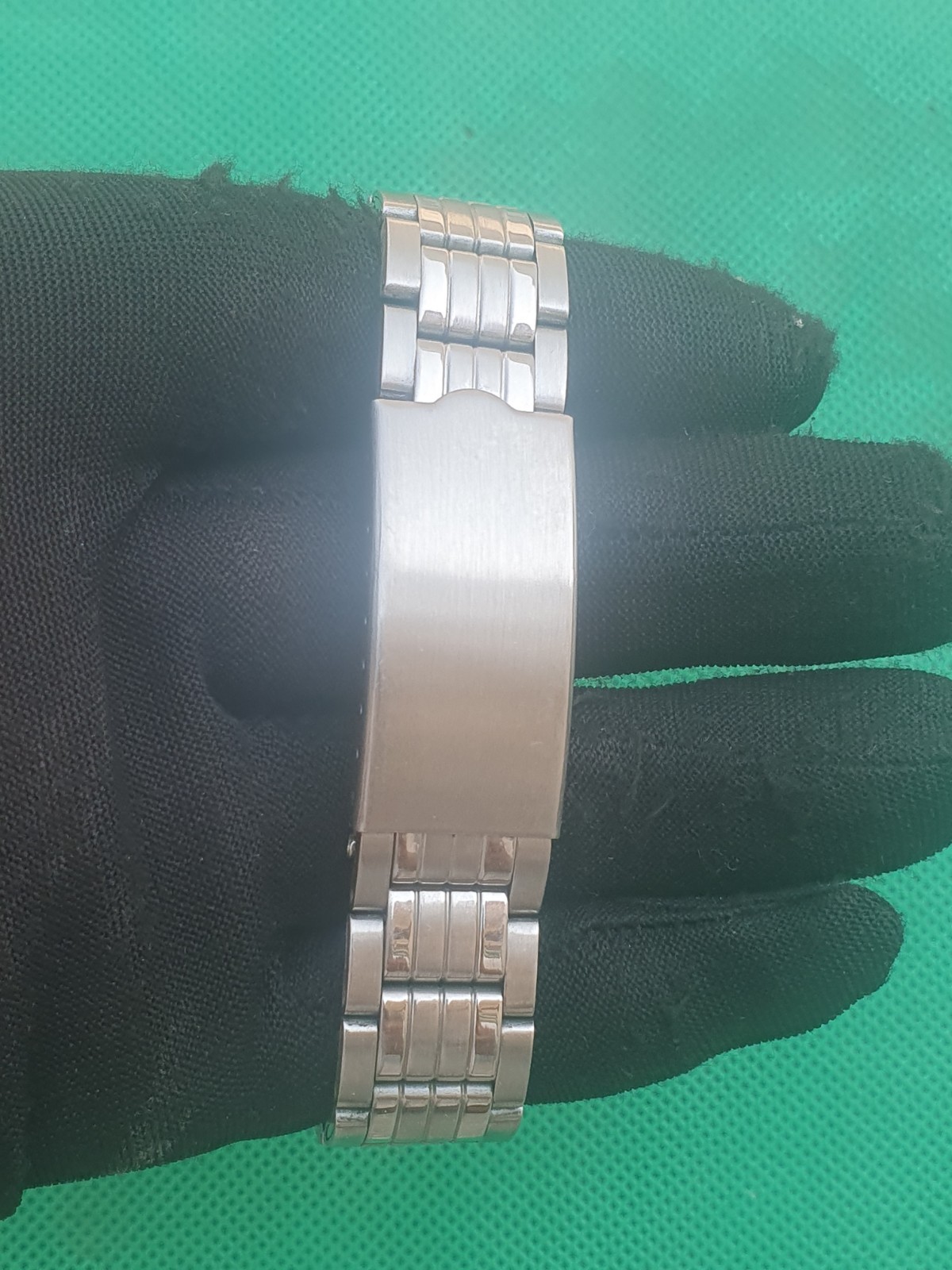 Vintage Seiko 5 7s26 Automatic Stainless Steel men Wristwatch made in Japan