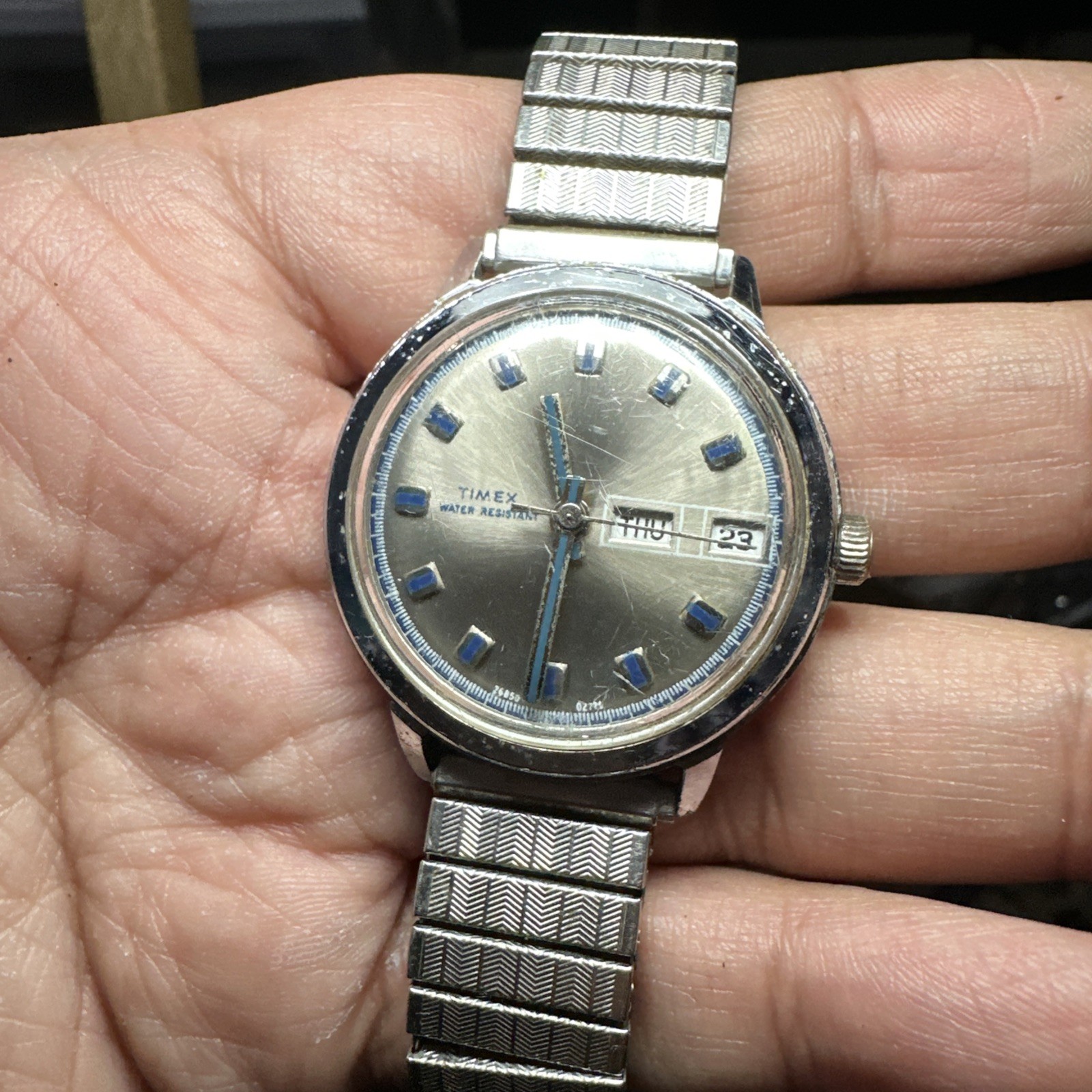 Works VTG 1975 Timex Viscount Day Date Manual Wind Silver Mens Watch 35mm Fit 8”