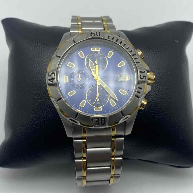 Citizen Chronograph WR 100 Men’s Two-Tone Stainless Steel Blue Dial Watch