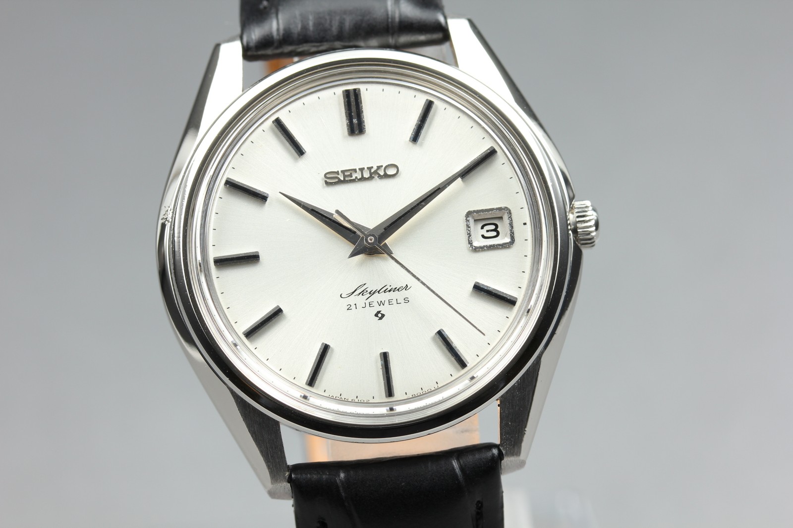 [Near MINT] Vintage Seiko Skyliner 6102-8000 Hand Winding Men’s Watch From JAPAN
