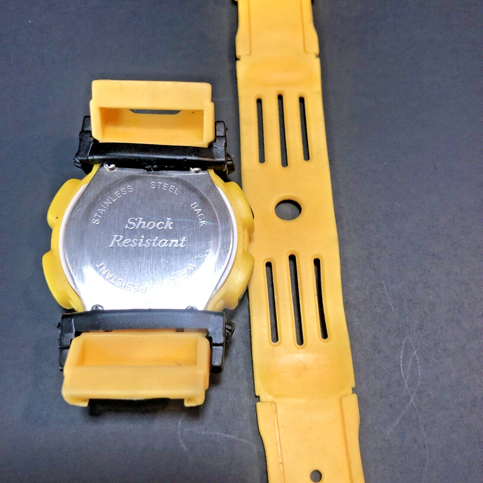 Super D illuminator Shock Resistant Wristwatch with Light Alarm
