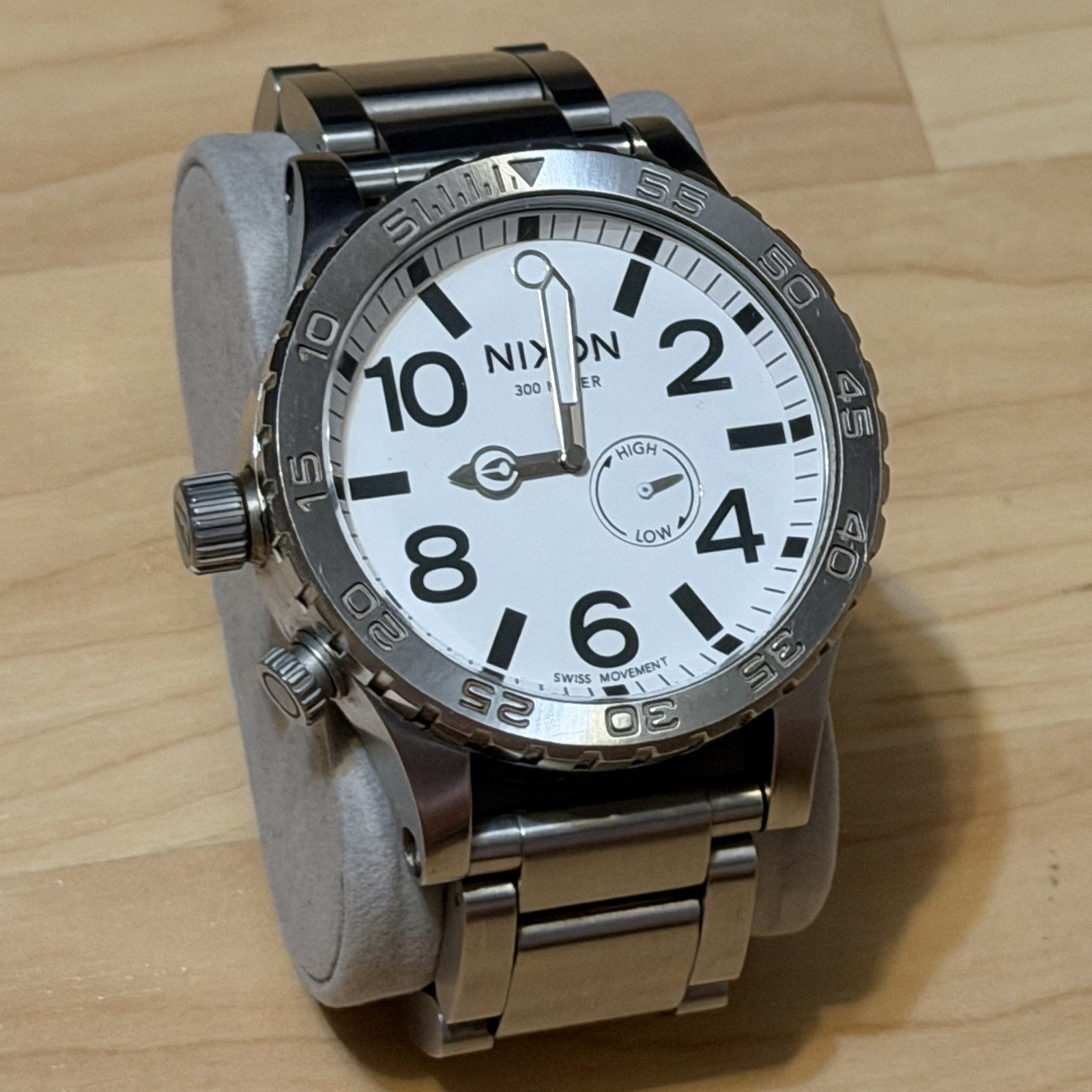 Nixon The 51-30 “Simplify” White Silver Men’s Analog Tide Watch PARTS OR REPAIR