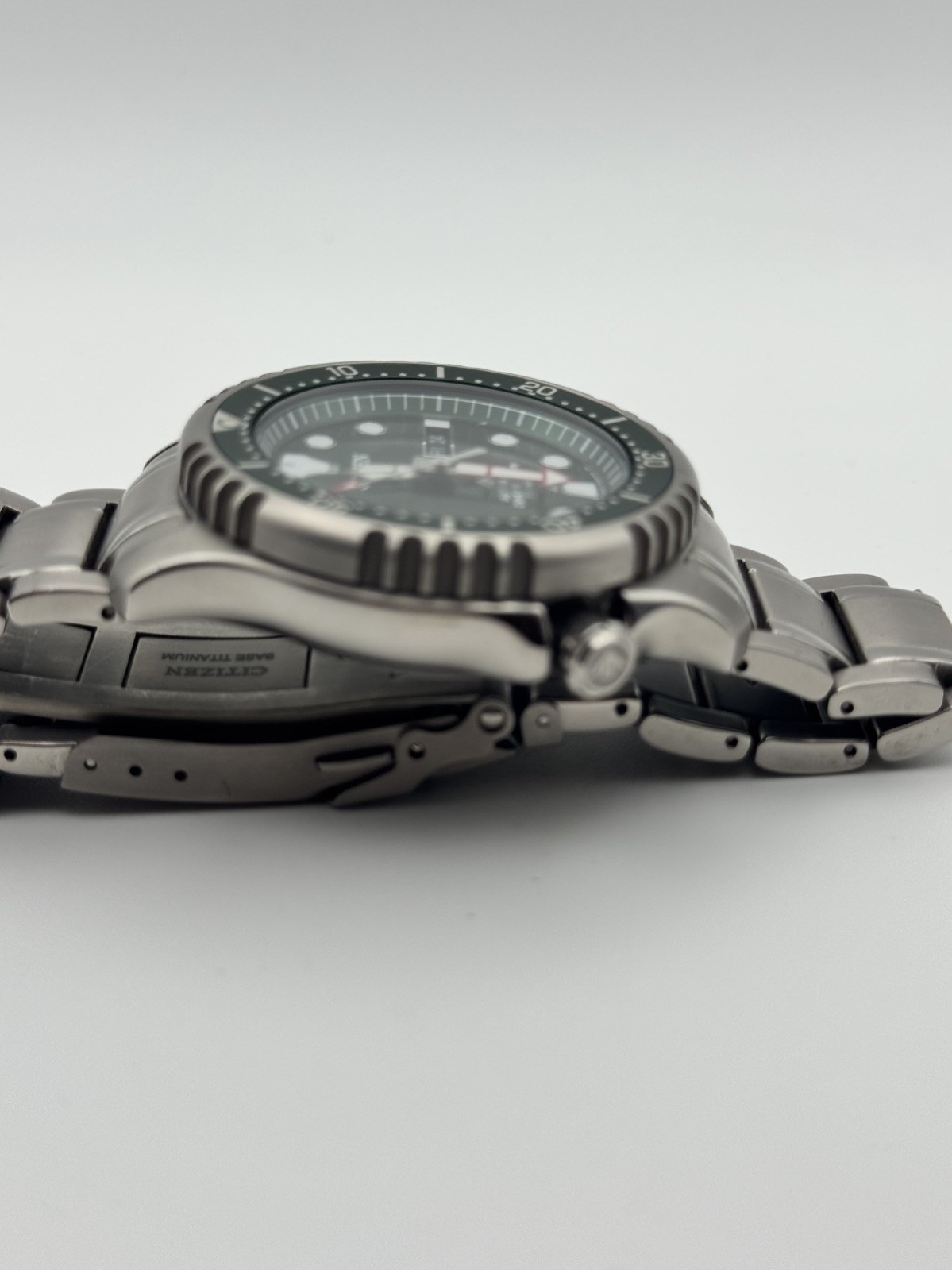 Citizen Promaster Titanium Automatic NY0100-50X Green Dial