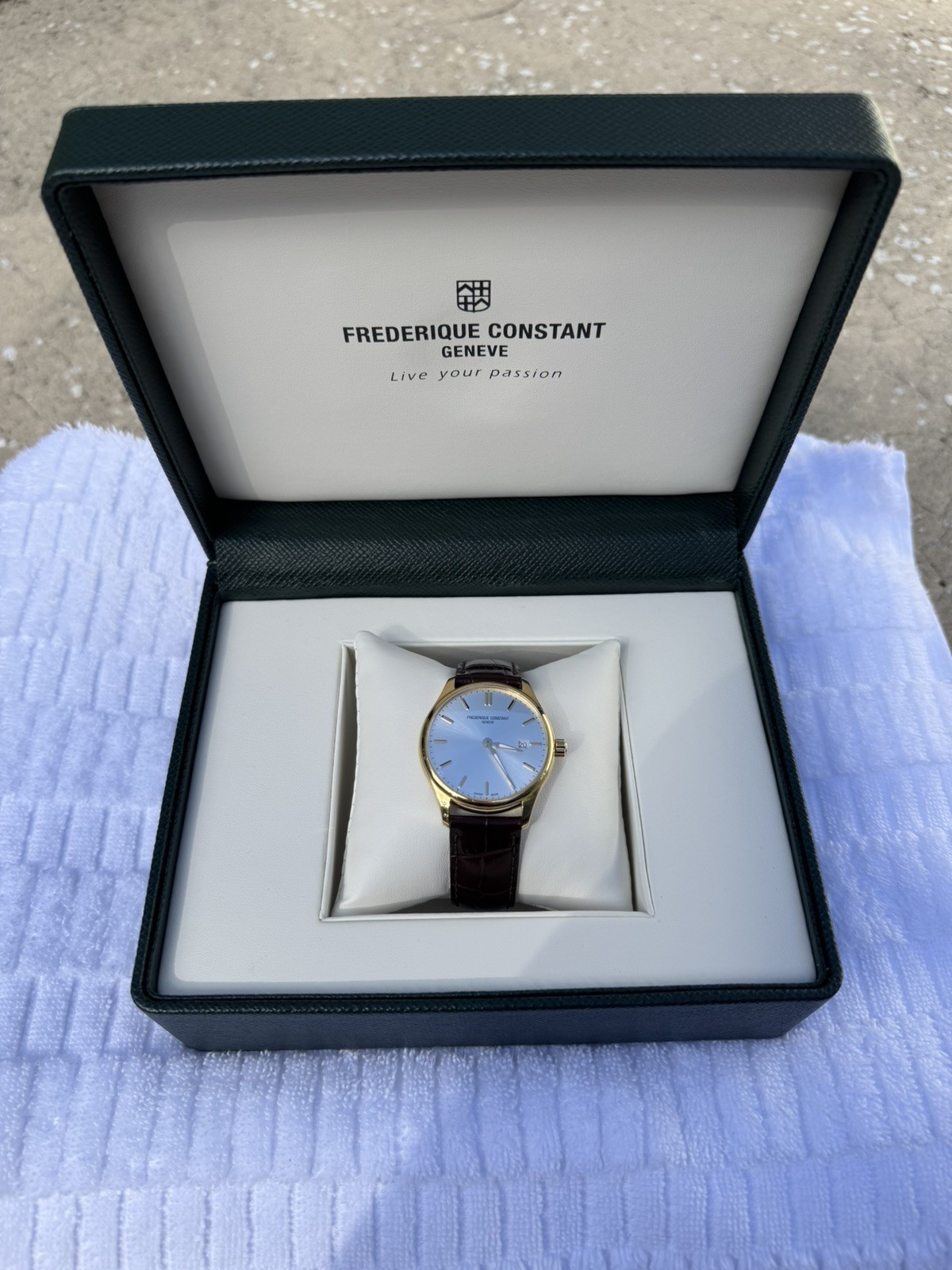 Frédérique Constant Classics Index Automatic