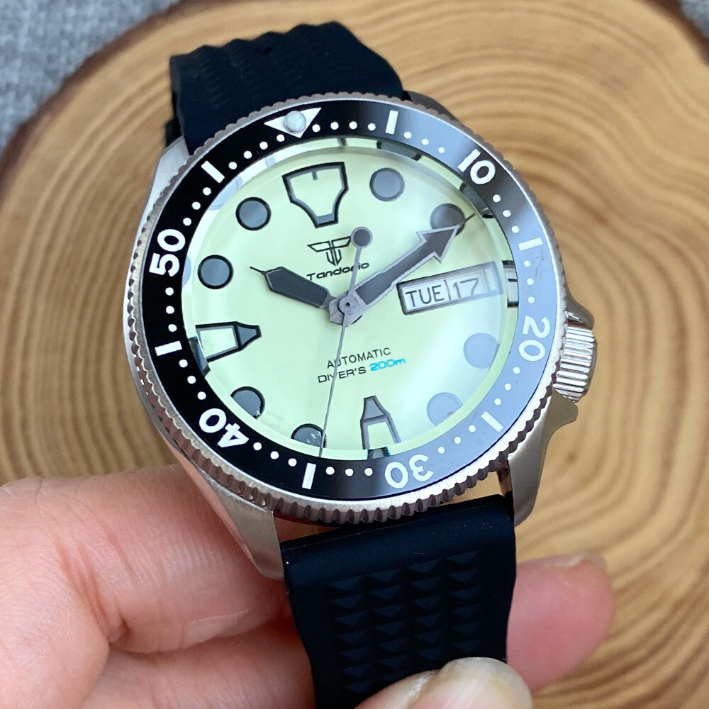 20ATM Diving 37MM Full Green Lume NH36A 120 Click Bezel Sapphire Glass Men Watch