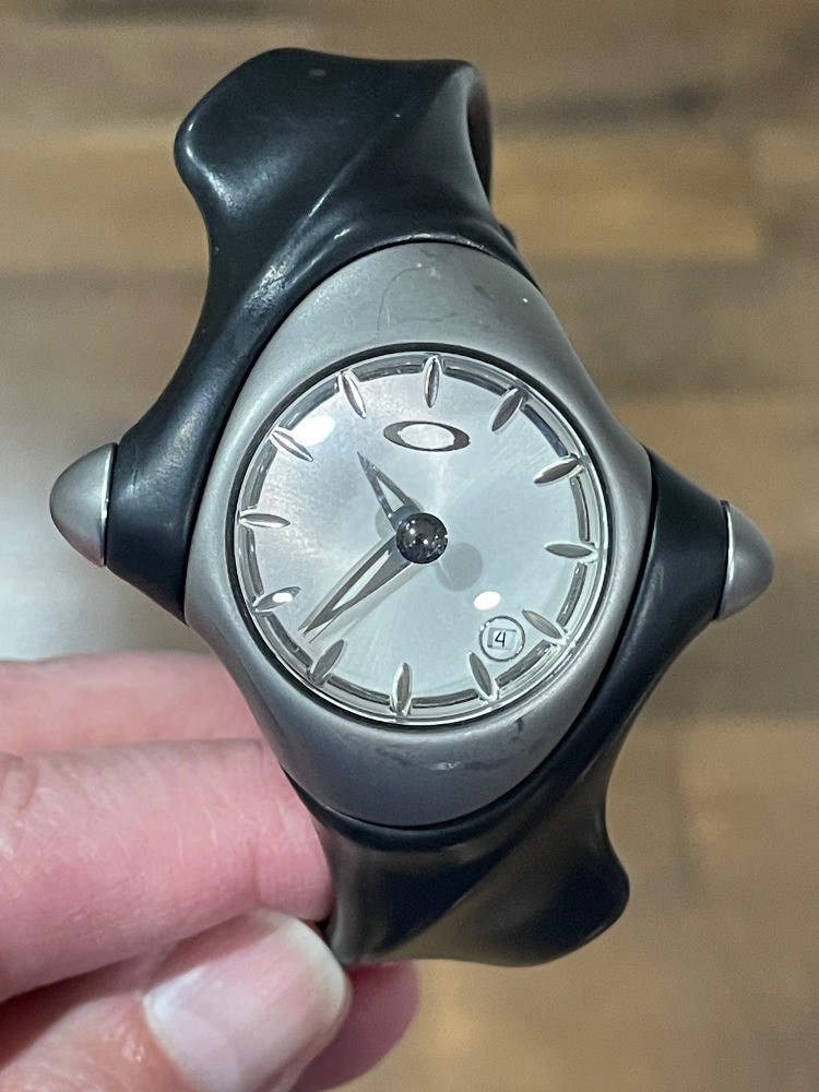 Oakley Titanium Bullet Watch White Dial / New Battery