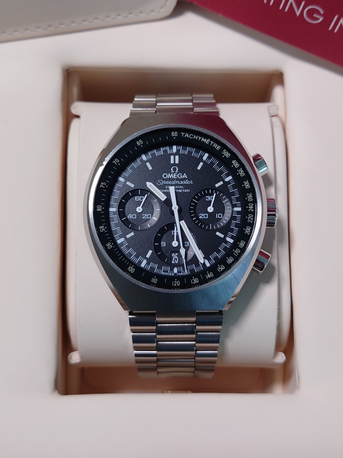 Omega Speedmaster Mark II | Ref 32710435001001 | Calibre 3330 | Box and Papers