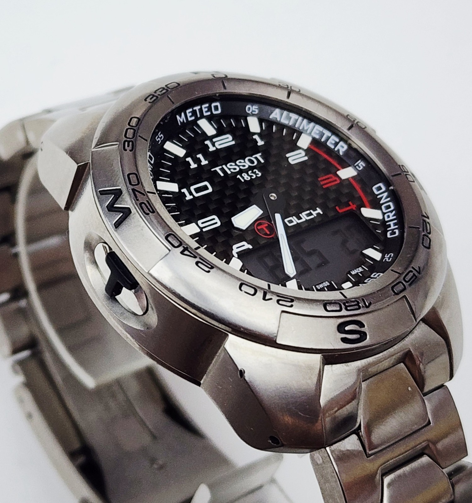 Men SWISS TITANIUM TOUCH SCREEN Watch TISSOT “Expert” T013420A. Compass. Alarm*